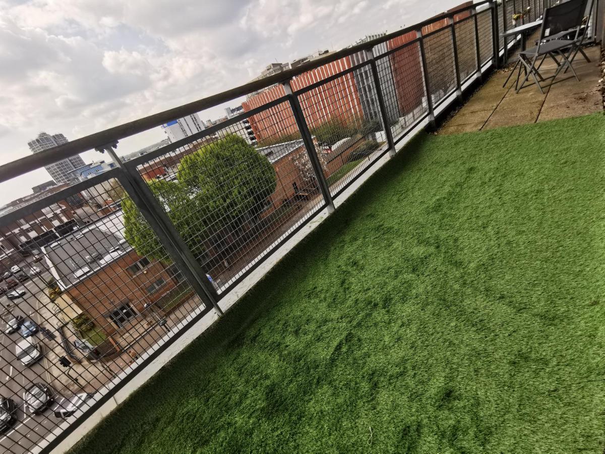 Paramount City View Swindon Exteriér fotografie