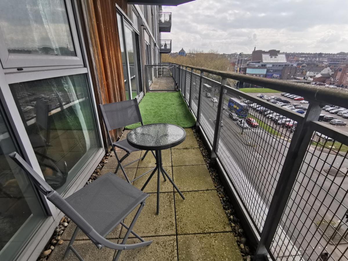 Paramount City View Swindon Exteriér fotografie